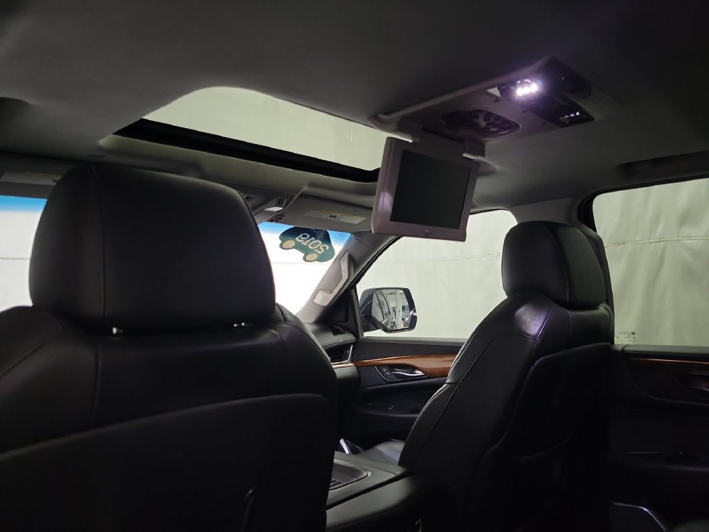 Certified 2019 Cadillac Escalade ESV Premium Luxury AWD/4WD image 14