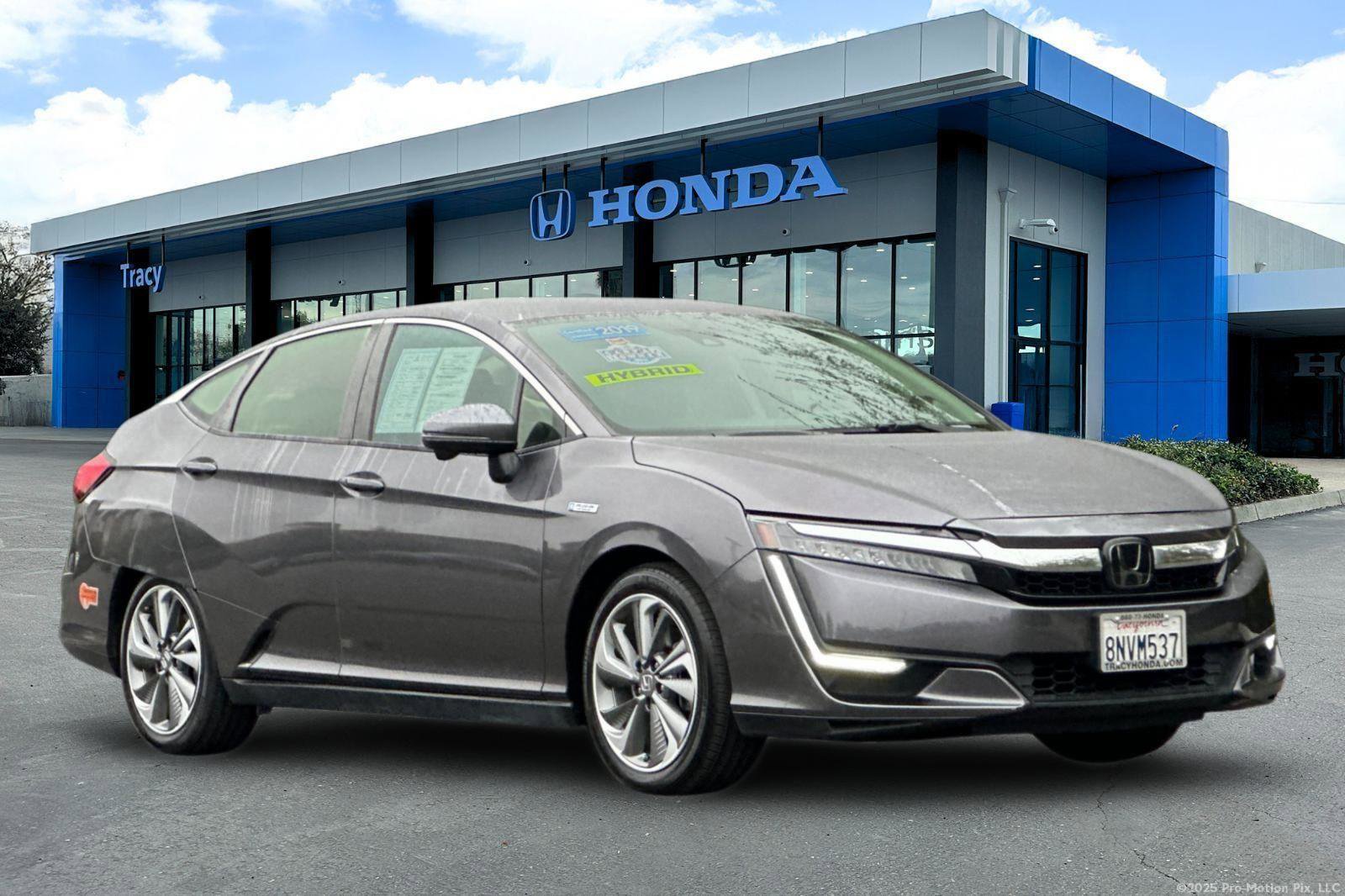Used 2019 Honda Clarity Touring image 2