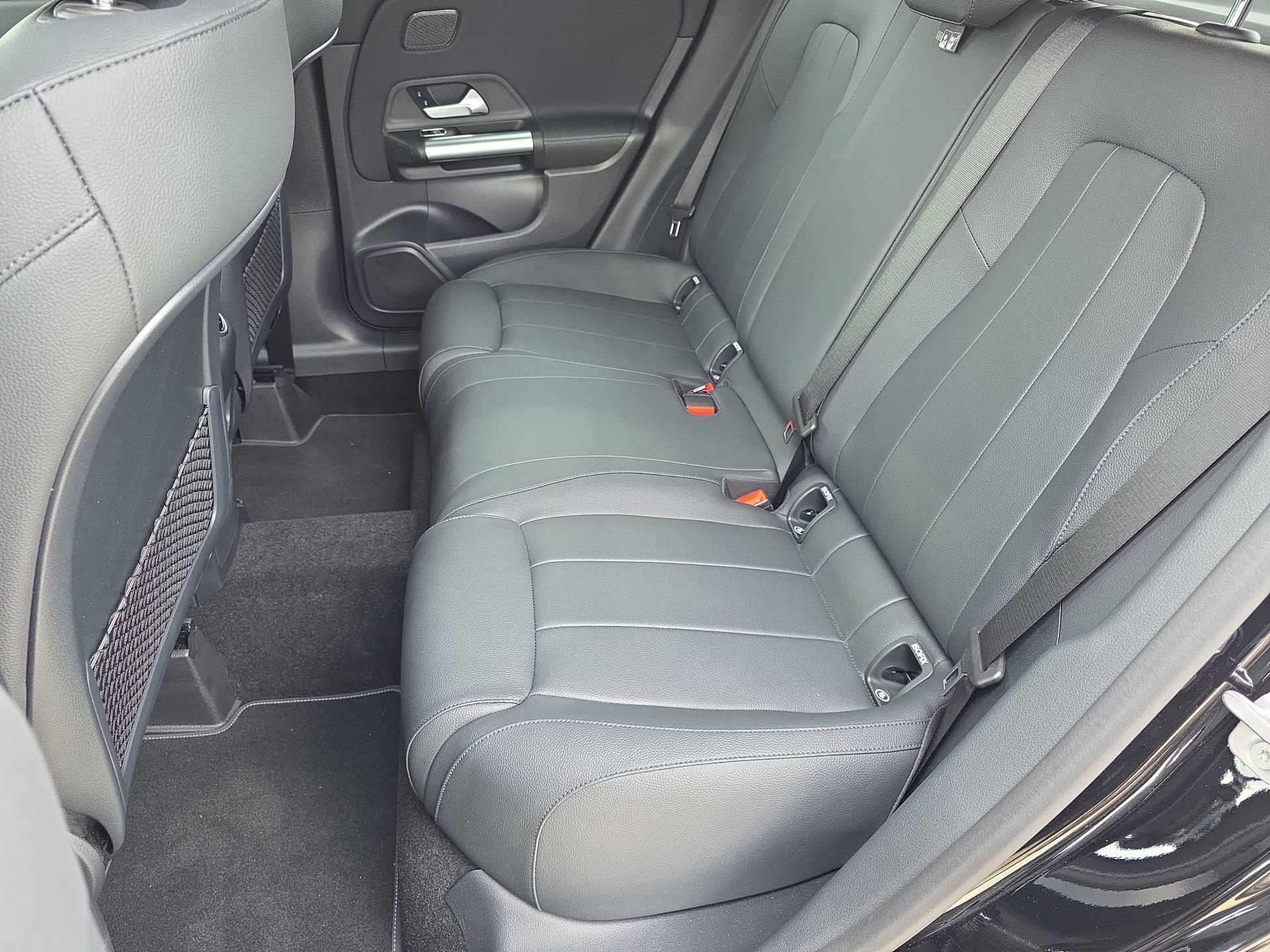 Certified 2025 Mercedes-Benz GLA 250 4MATIC image 14
