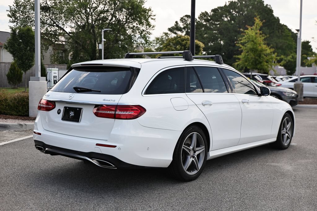 Used 2017 Mercedes-Benz E 400 4MATIC Wagon image 7
