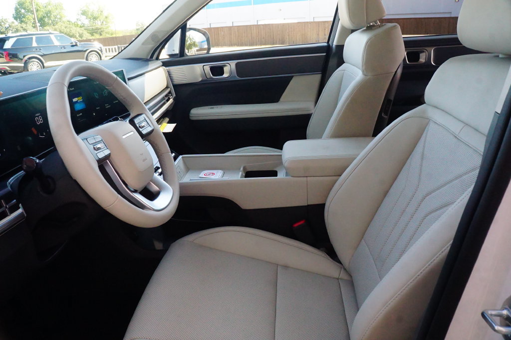 New 2027 Hyundai Santa Fe SEL w/ Tow & Go Package FWD image 17
