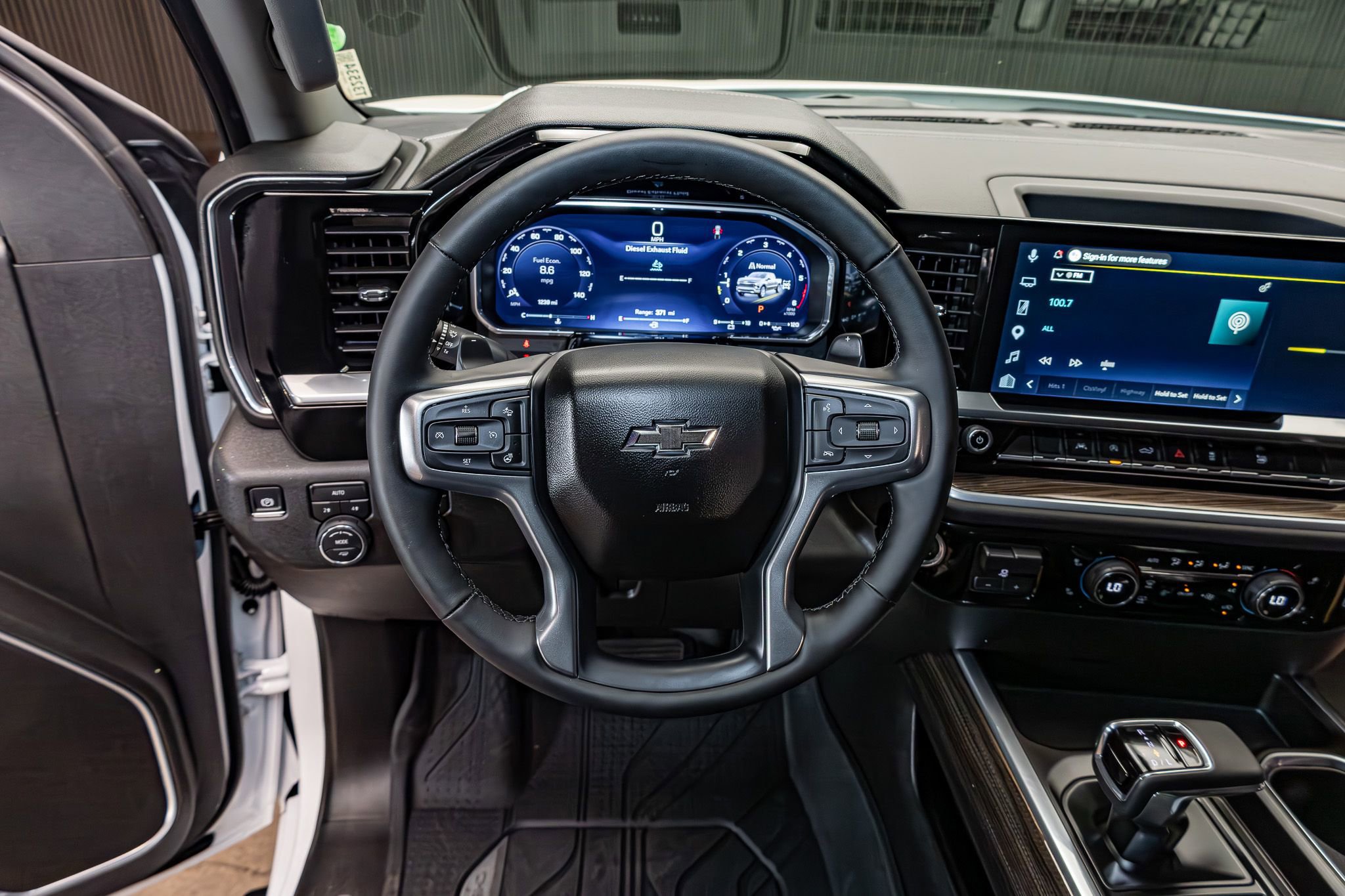 Used 2026 Chevrolet Silverado 1500 RST w/ Convenience Package II image 20