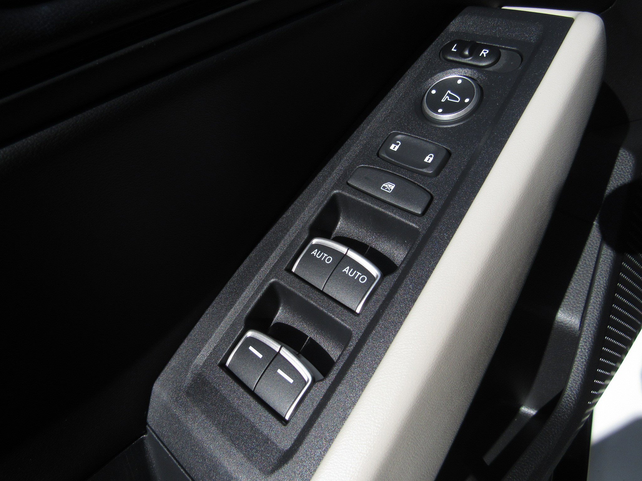 Certified 2024 Honda Accord EX-L image 22