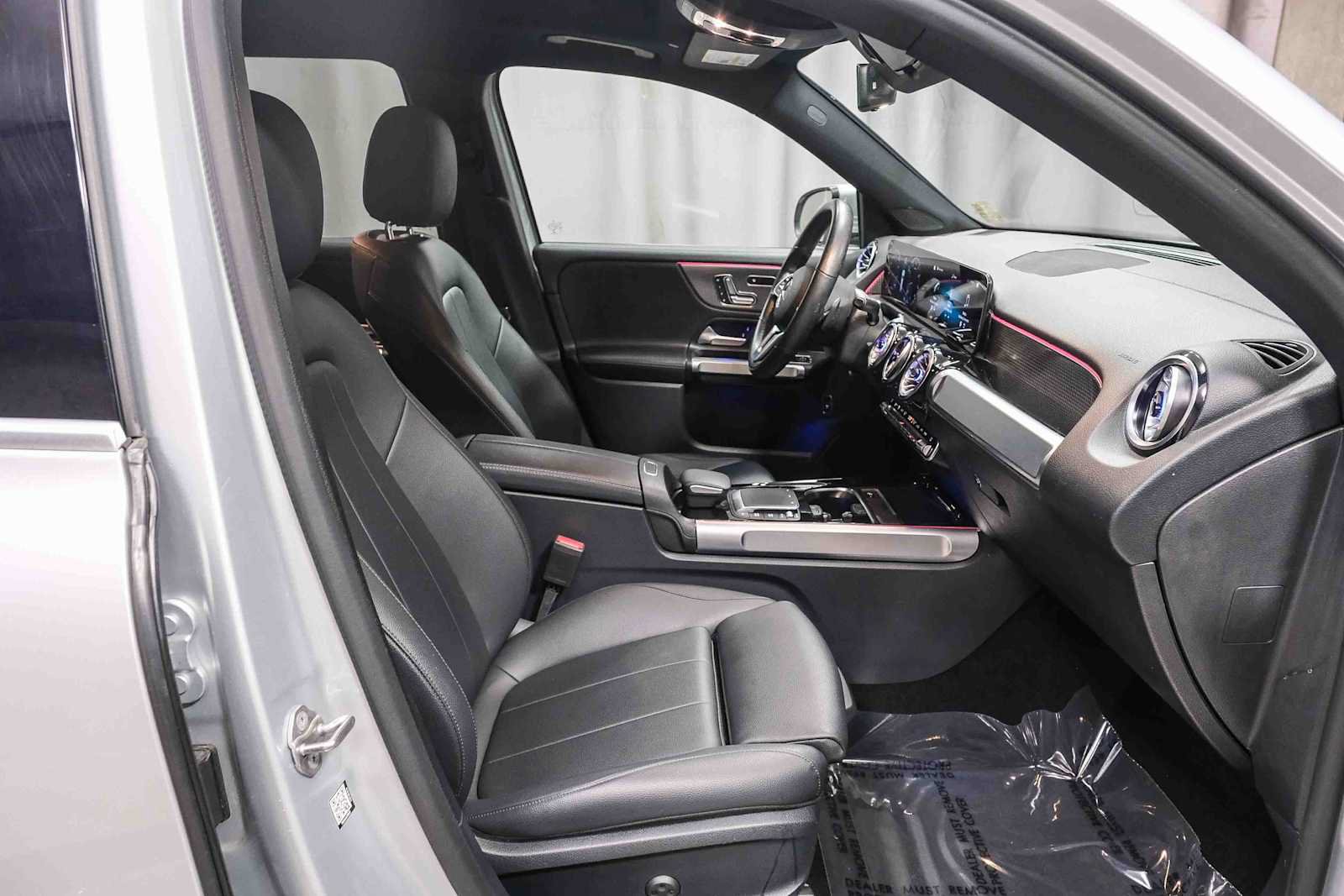 Certified 2022 Mercedes-Benz GLB 250 image 22