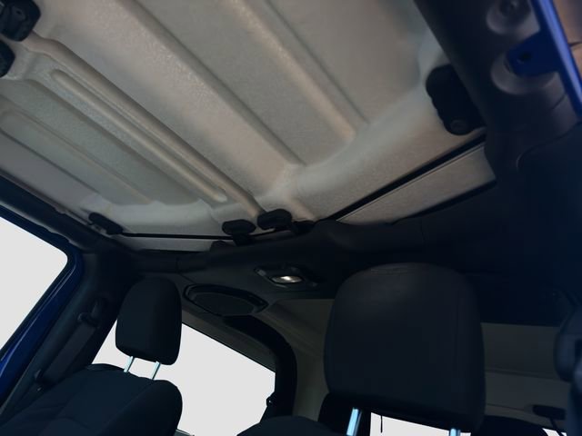 Used 2018 Jeep Wrangler Sport w/ Quick Order Package 24S AWD/4WD image 24