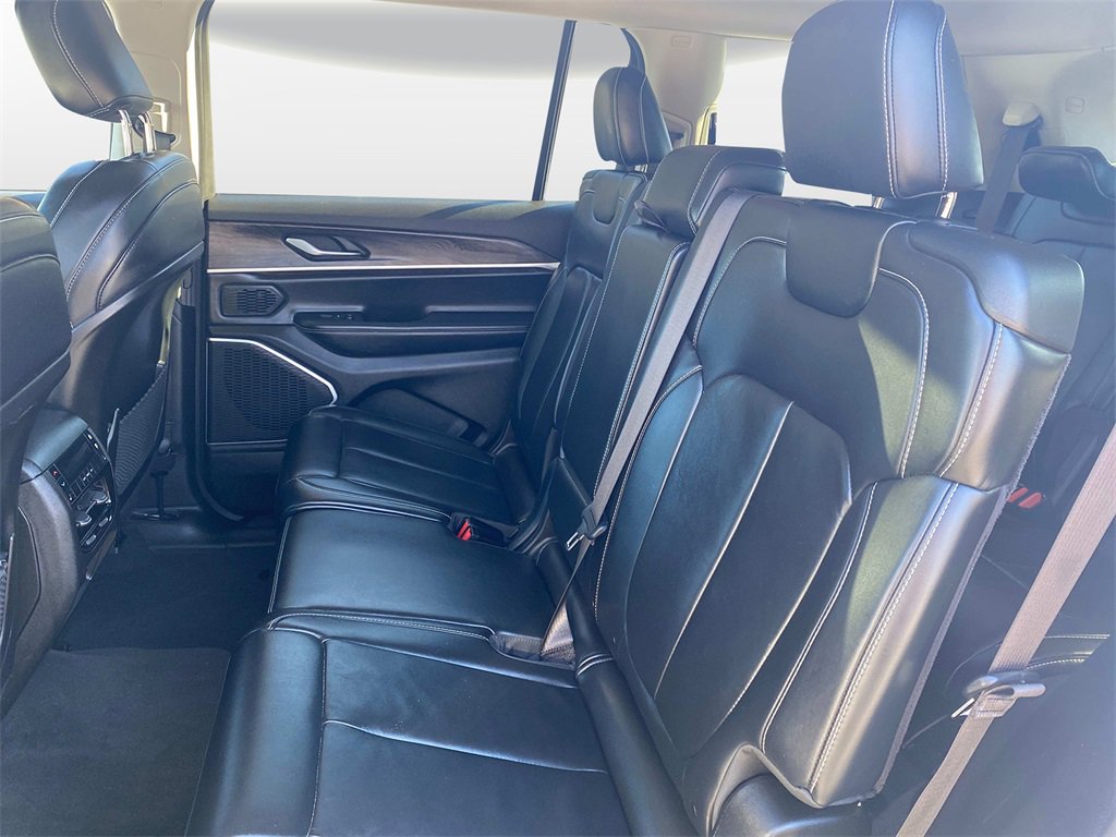 Used 2021 Jeep Grand Cherokee L Limited image 19