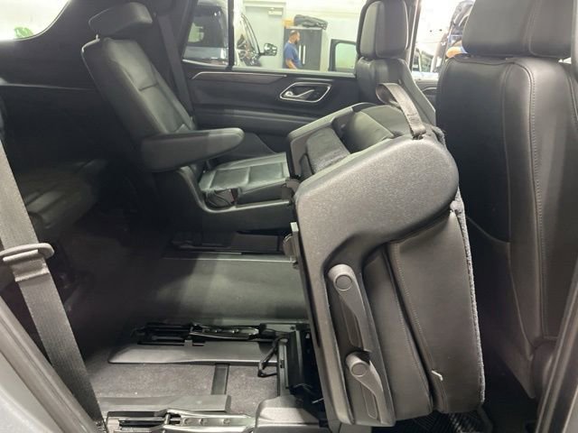 Used 2021 Chevrolet Tahoe Z71 w/ Z71 Signature Package AWD/4WD image 45