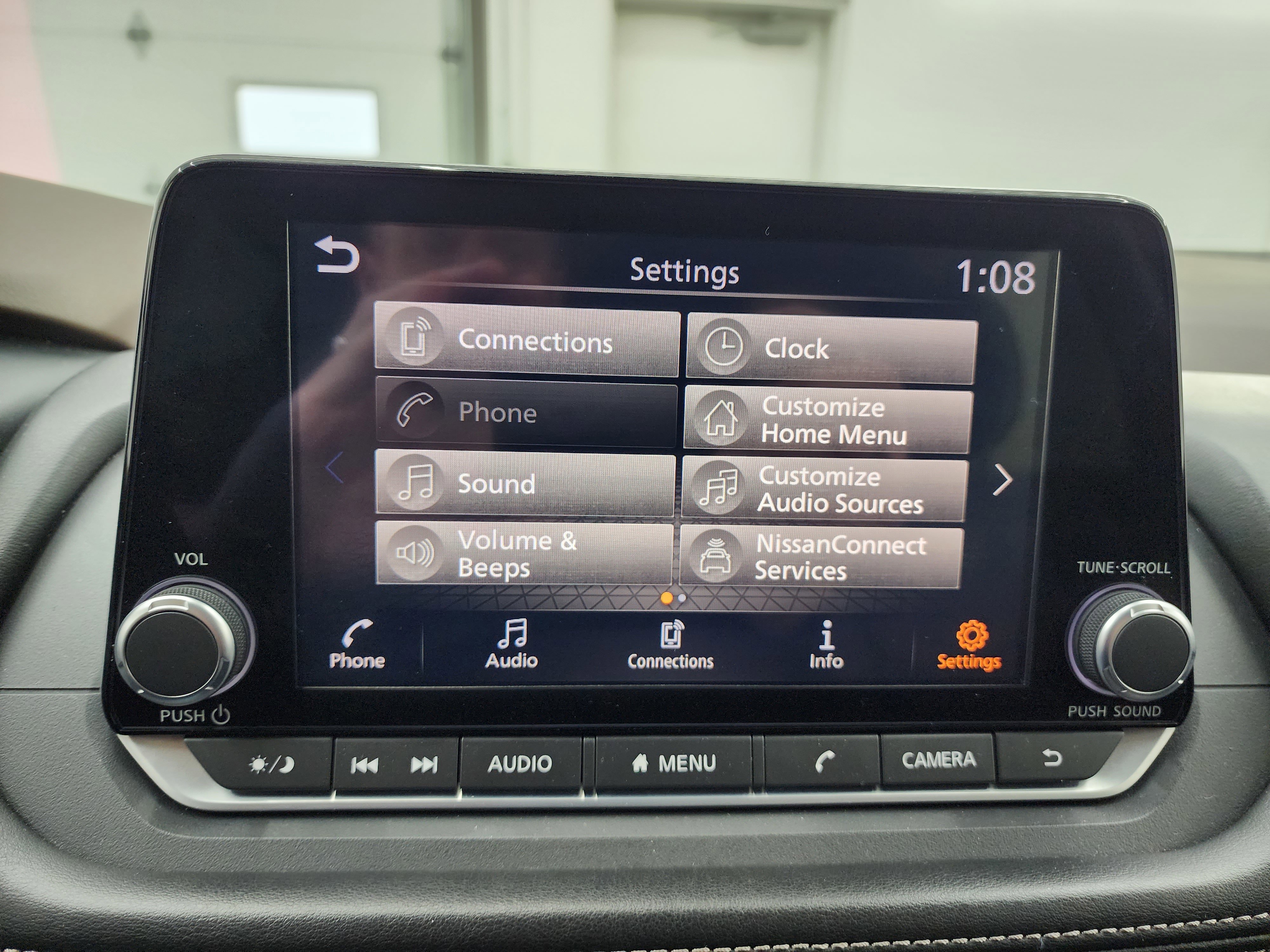 Used 2023 Nissan Rogue SV image 43