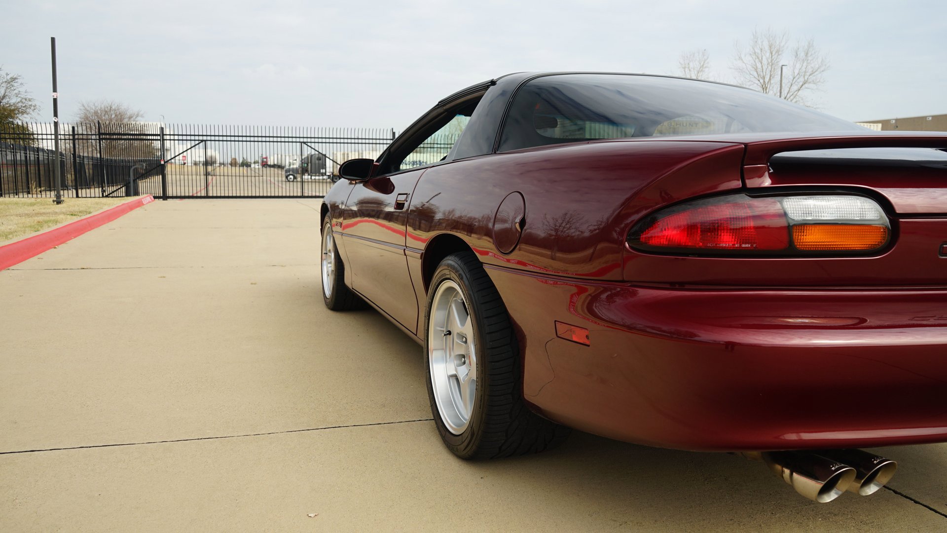 Used 2000 Chevrolet Camaro Z28 w/ Preferred Equipment Group 2 image 29