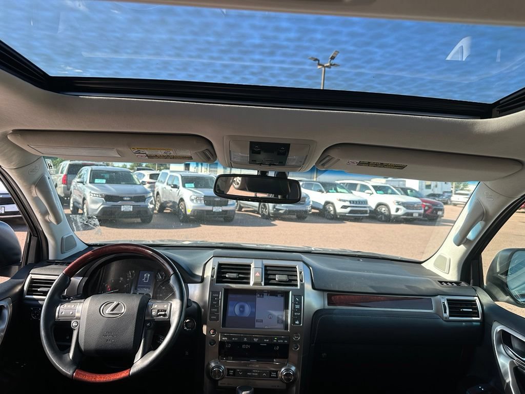 Used 2014 Lexus GX 460 Luxury AWD/4WD image 28