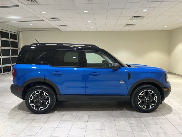 Certified 2025 Ford Bronco Sport Outer Banks w/ Outer Banks Tech Package+ AWD/4WD image 6