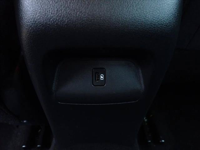 Used 2023 Nissan Sentra SR w/ Midnight Edition Package FWD image 9