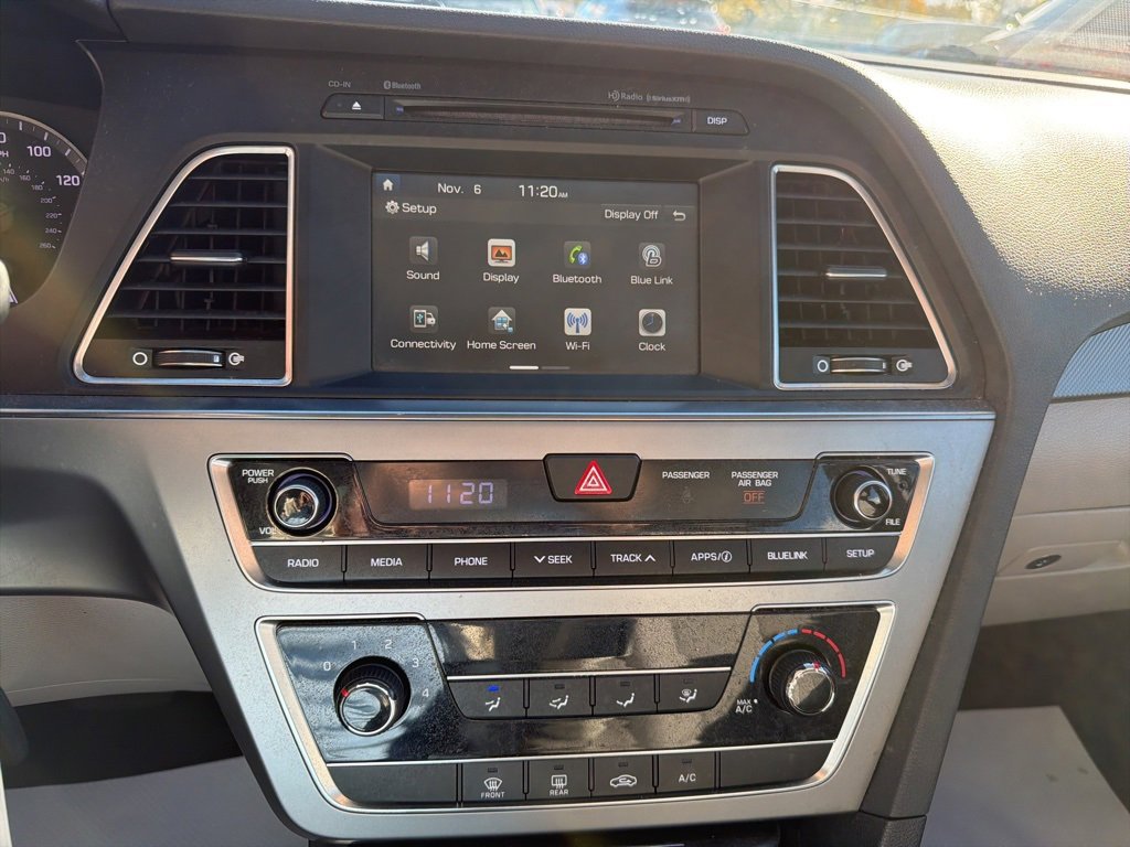 Used 2017 Hyundai Sonata SE image 23