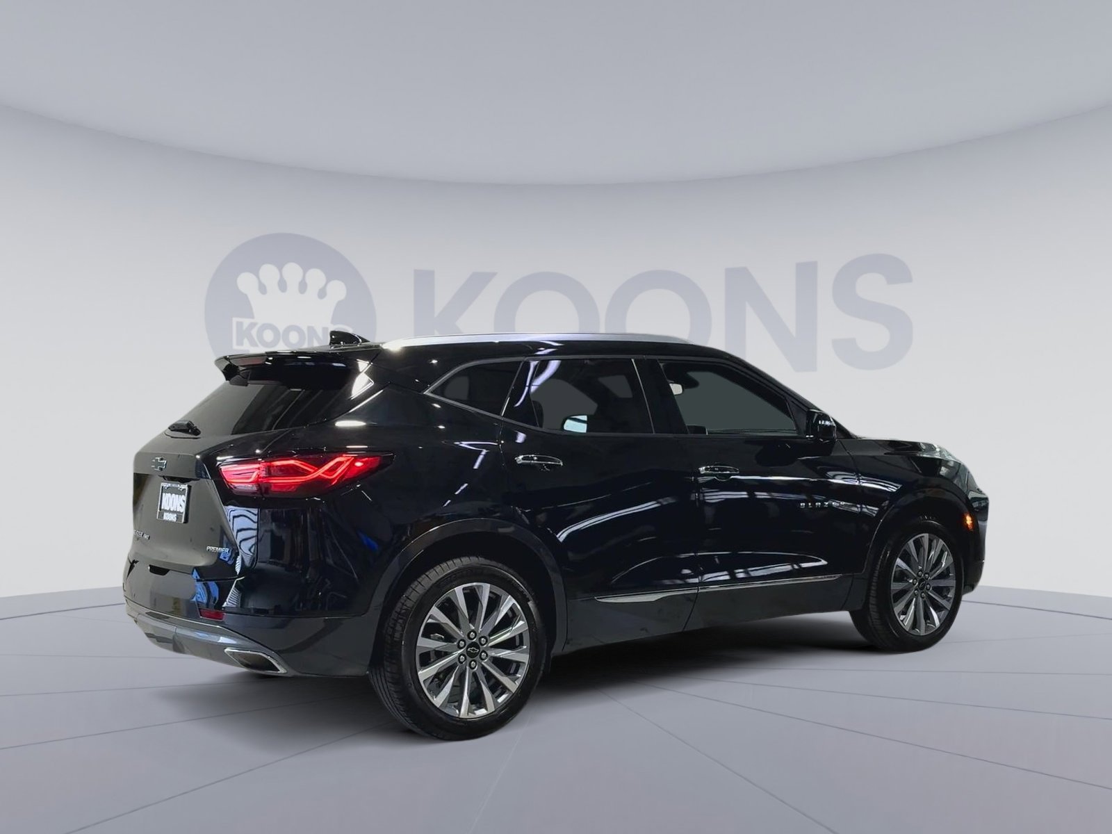 Used 2024 Chevrolet Blazer Premier w/ Enhanced Convenience Package image 11