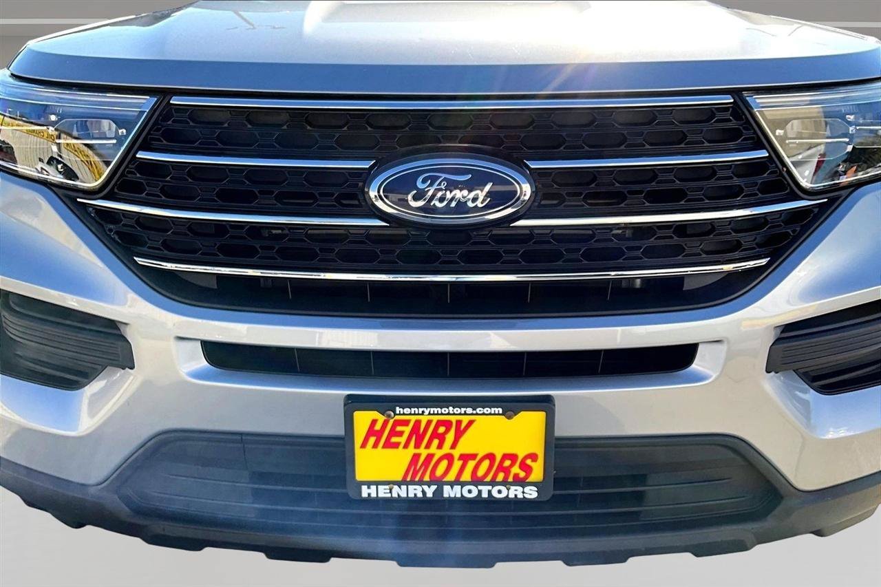 Used 2021 Ford Explorer XLT AWD/4WD image 35