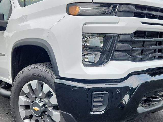 New 2026 Chevrolet Silverado 2500 Custom w/ Custom Value Package AWD/4WD image 9