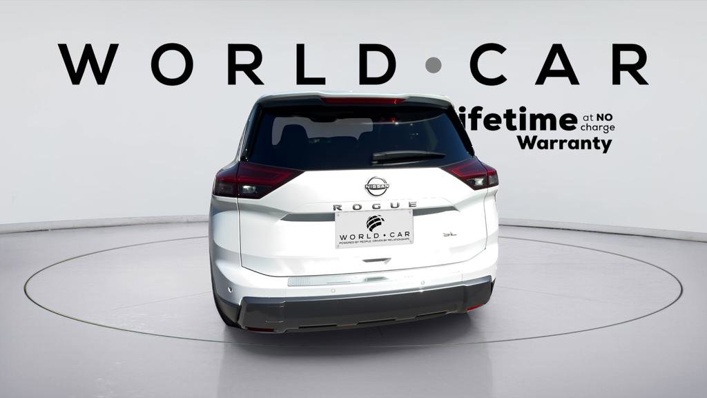 Used 2024 Nissan Rogue SL w/ SL Premium Package image 6