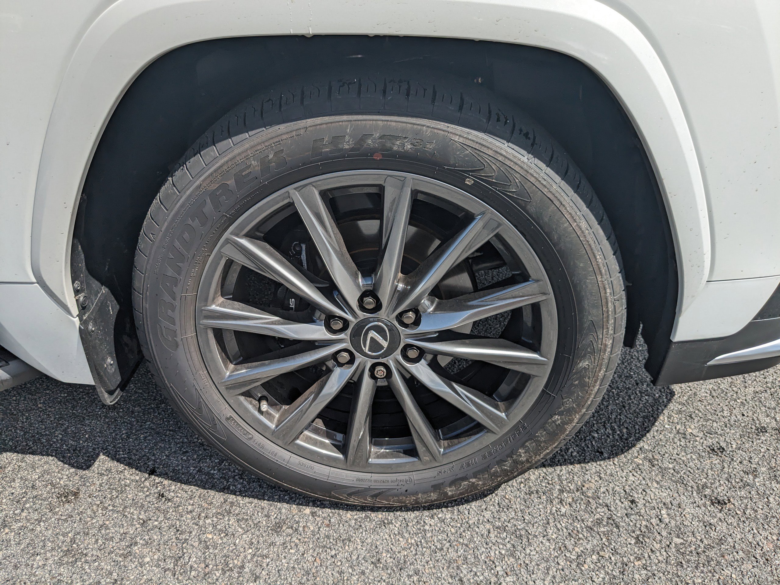 New 2025 Lexus LX 600 F Sport w/ Accessory Package (2T) image 11