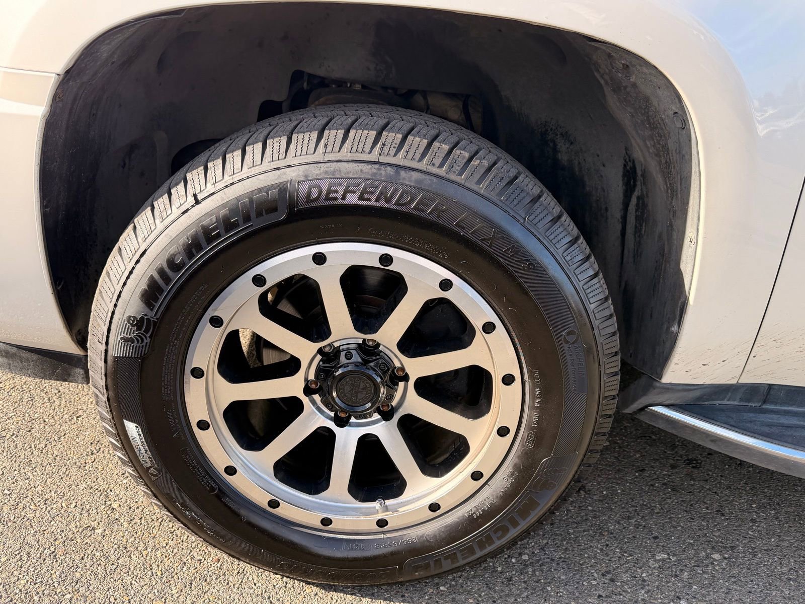 Used 2008 Cadillac Escalade EXT image 14