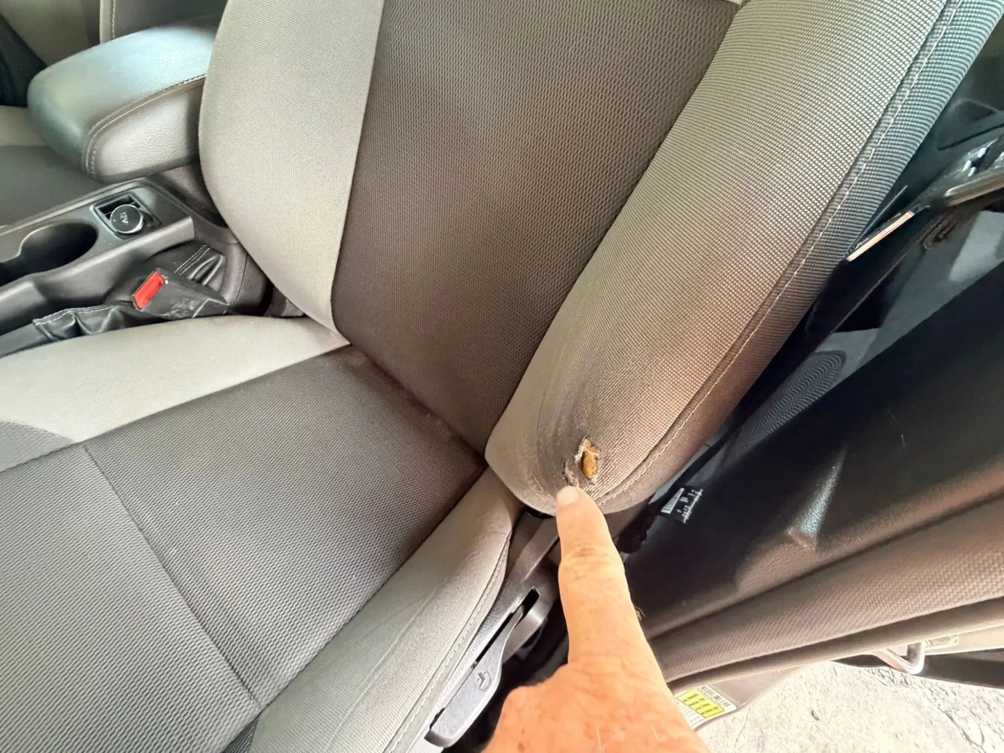 Used 2014 Ford Focus SE FWD image 20