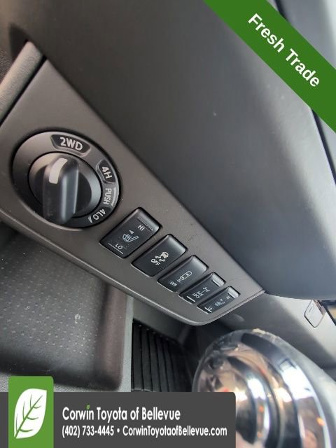 Used 2019 Nissan Frontier PRO-4X image 14