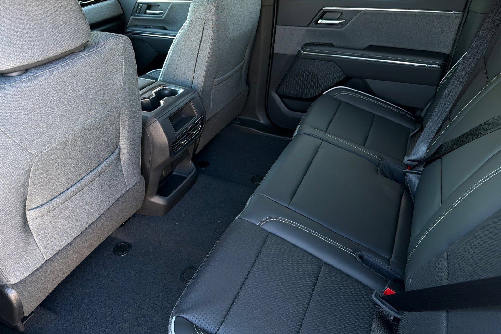 New 2026 GMC Sierra EV Elevation AWD/4WD image 12