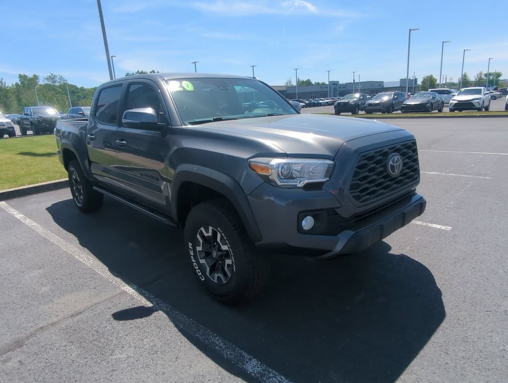 Used 2020 Toyota Tacoma TRD Off-Road AWD/4WD image 2