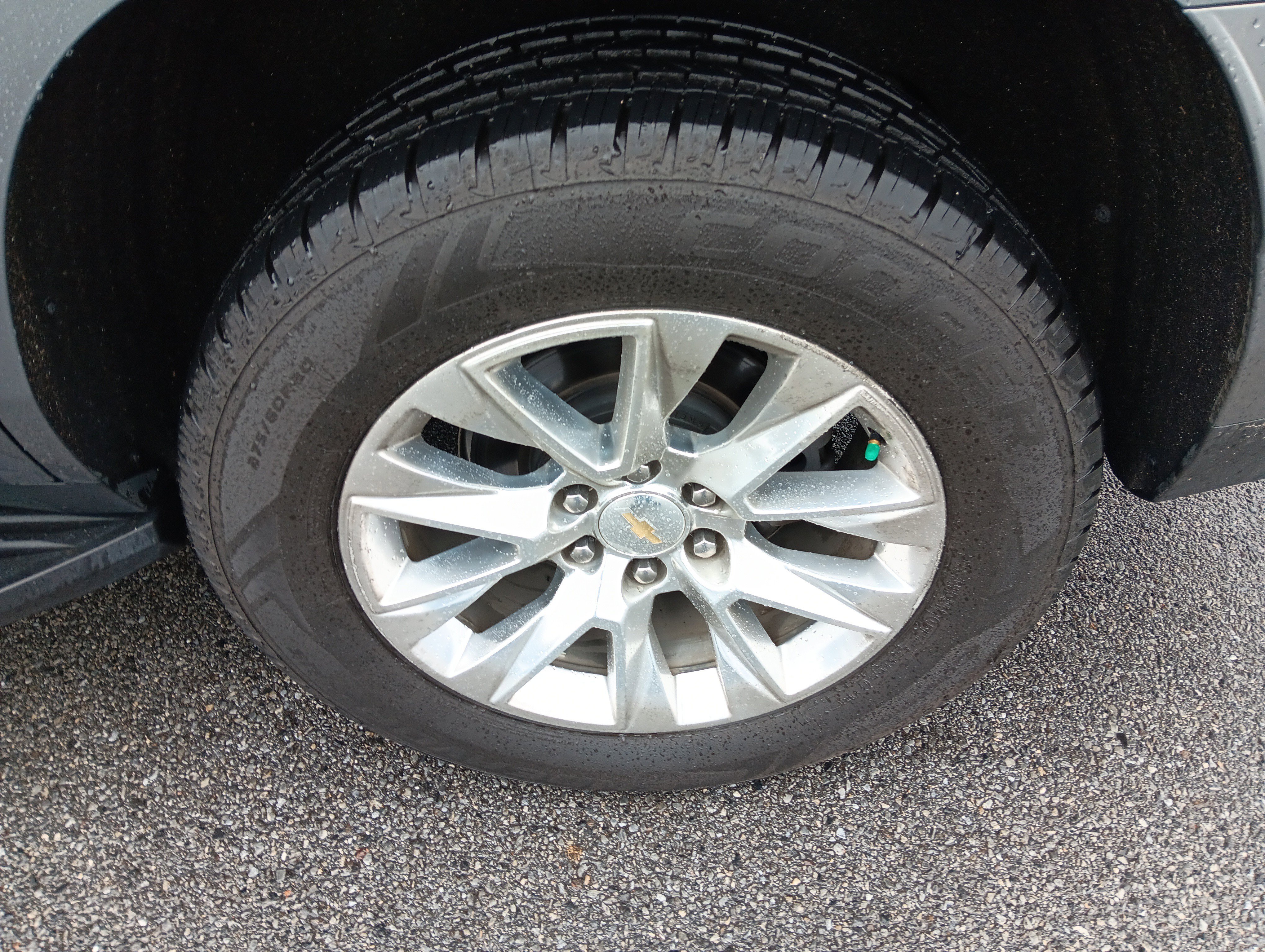 Used 2021 Chevrolet Tahoe Premier w/ Premium Package image 4