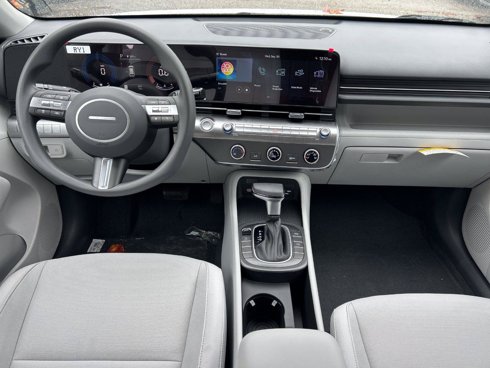 New 2027 Hyundai Kona SE AWD/4WD image 17