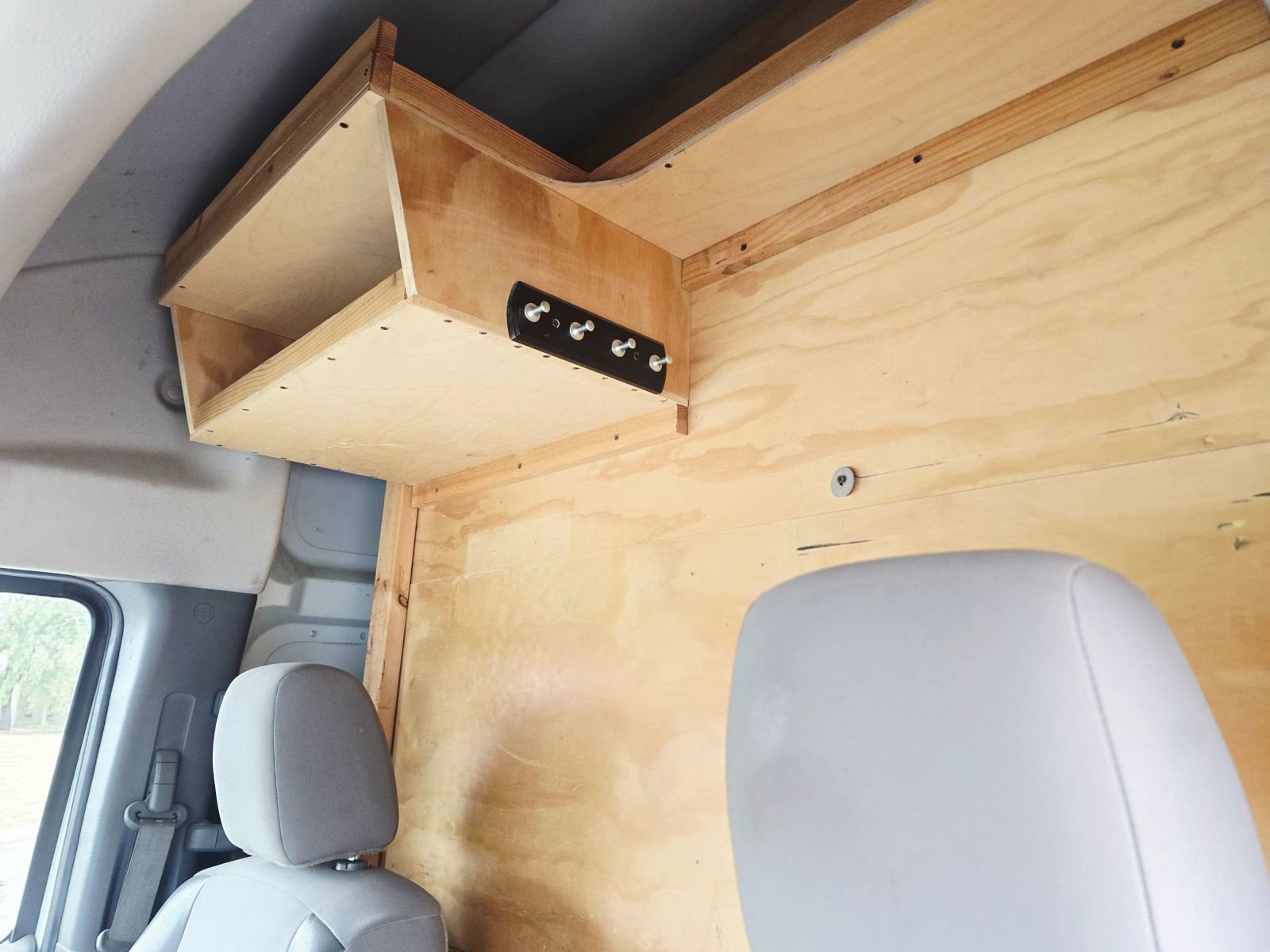 Used 2017 Nissan NV 2500 SV w/ Technology Package image 14