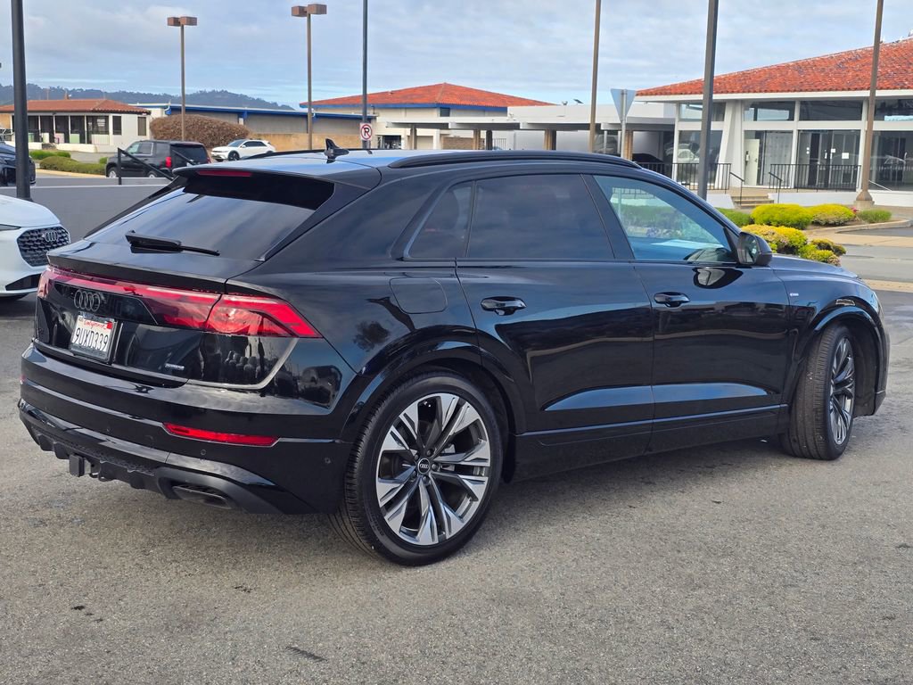 Used 2025 Audi Q8 Prestige w/ Prestige Package image 4