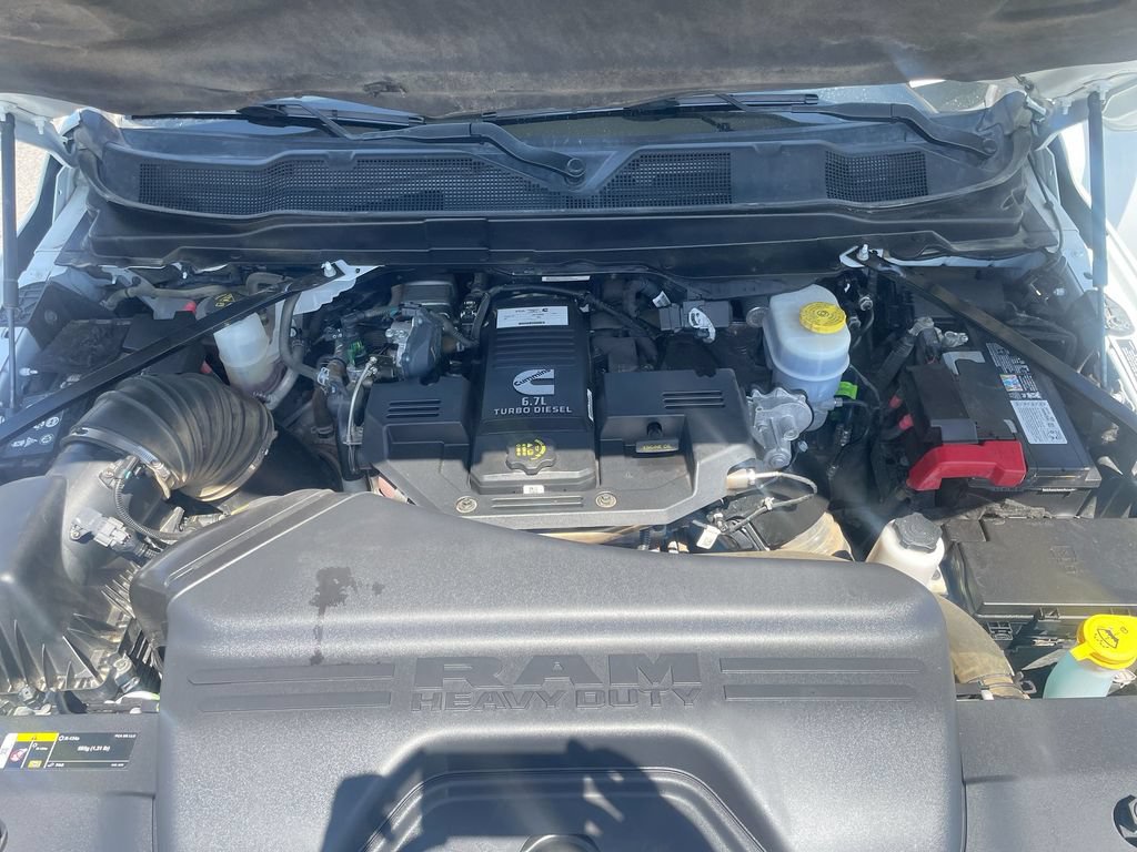 Certified 2022 RAM 2500 Big Horn w/ Cold Weather Group AWD/4WD image 17