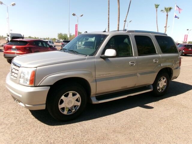Used 2005 Cadillac Escalade 2WD image 1