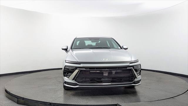 Used 2025 Hyundai Sonata SEL FWD image 12