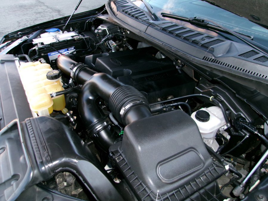 Used 2018 Ford F150 Platinum w/ Equipment Group 701A Luxury image 22