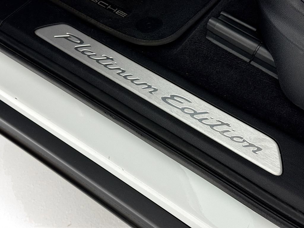 Certified 2023 Porsche Cayenne Platinum Edition AWD/4WD image 12