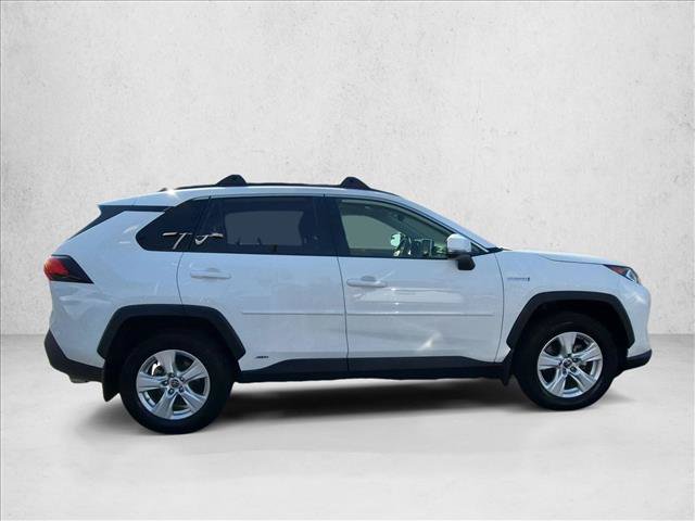Used 2019 Toyota RAV4 XLE w/ Convenience Package AWD/4WD image 4