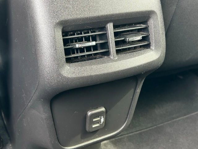 Used 2022 Chevrolet Equinox LT image 28