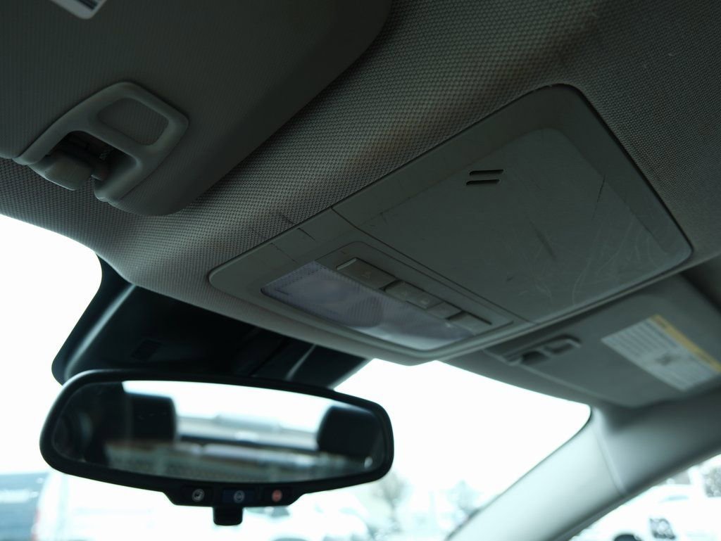 Used 2016 Chevrolet Cruze LT w/ Technology Package image 17