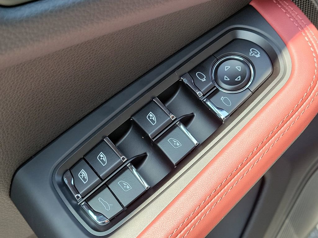 New 2026 Porsche Macan S image 27