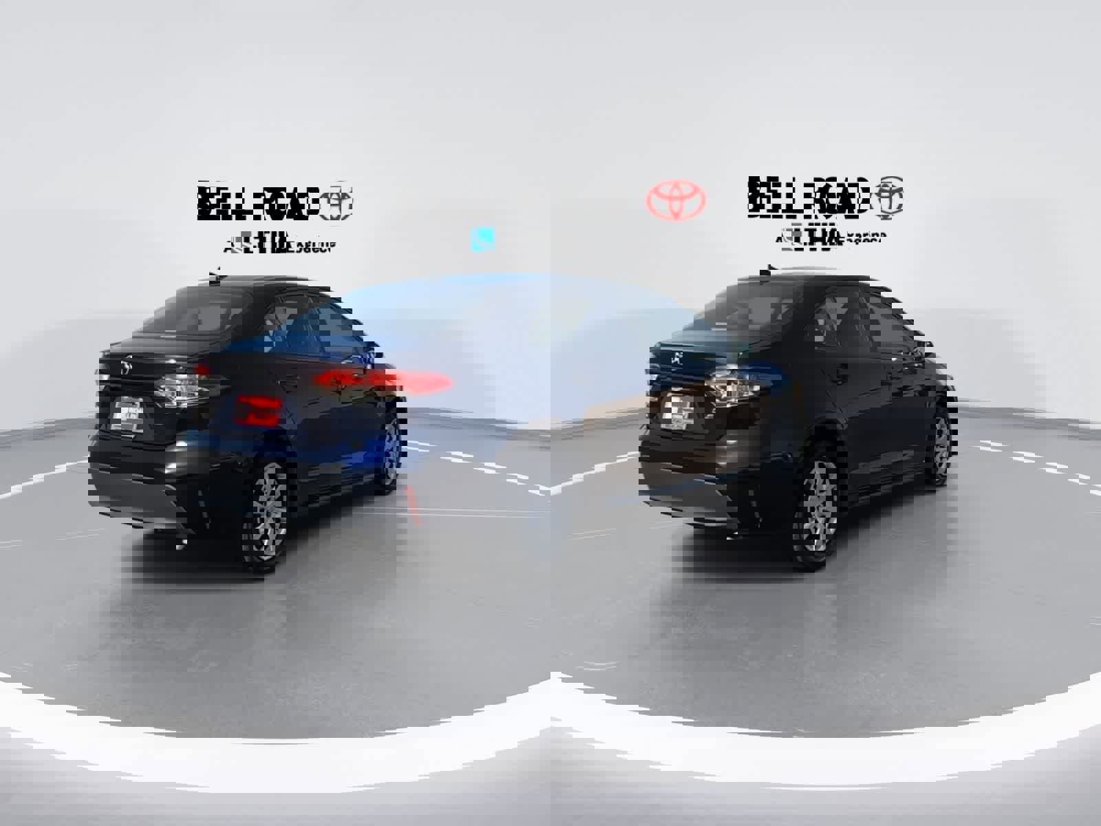 Used 2023 Toyota Corolla LE image 9