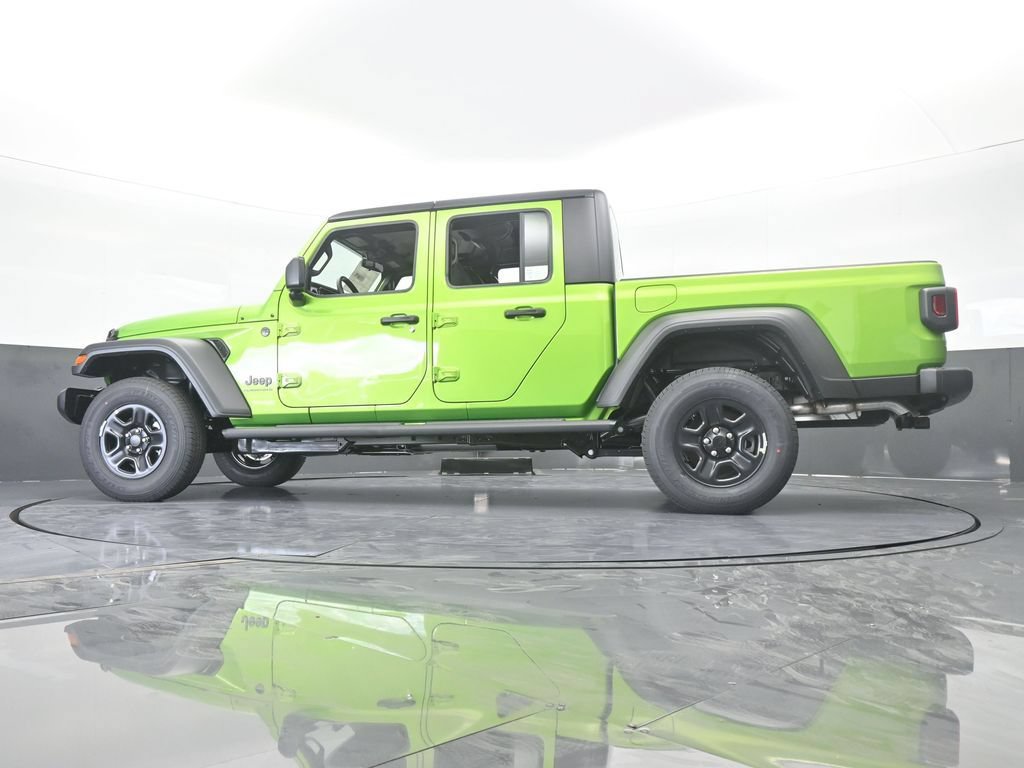 New 2026 Jeep Gladiator Sport AWD/4WD image 48