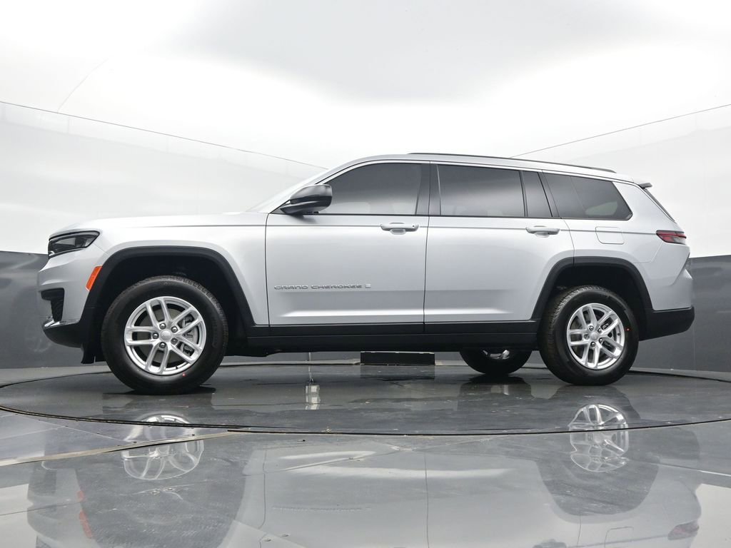 New 2025 Jeep Grand Cherokee L Laredo w/ Luxury Tech Group I image 49