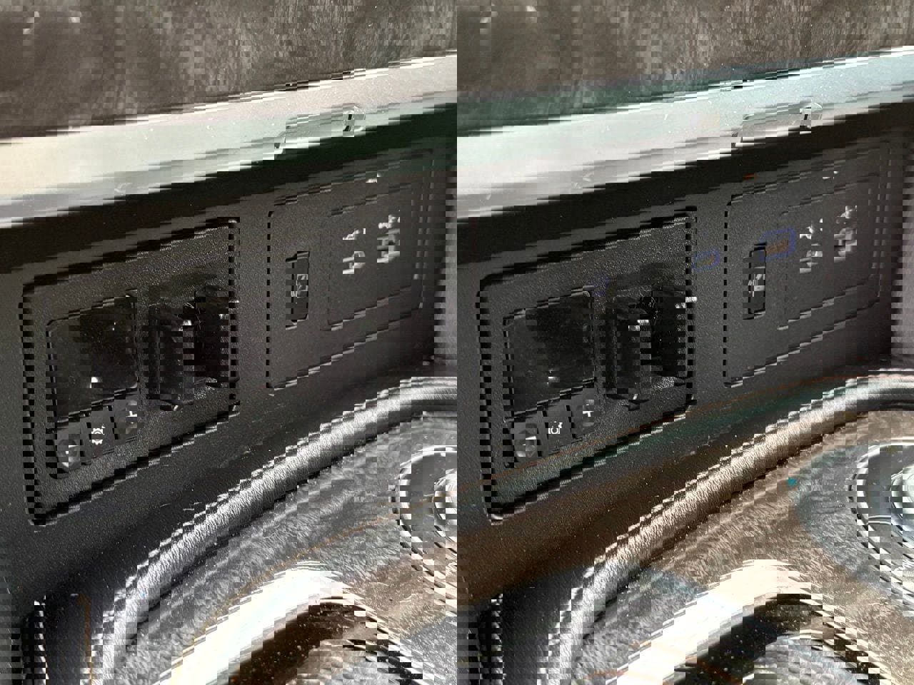 Used 2022 Nissan Armada Platinum w/ Captain's Chairs Package image 25