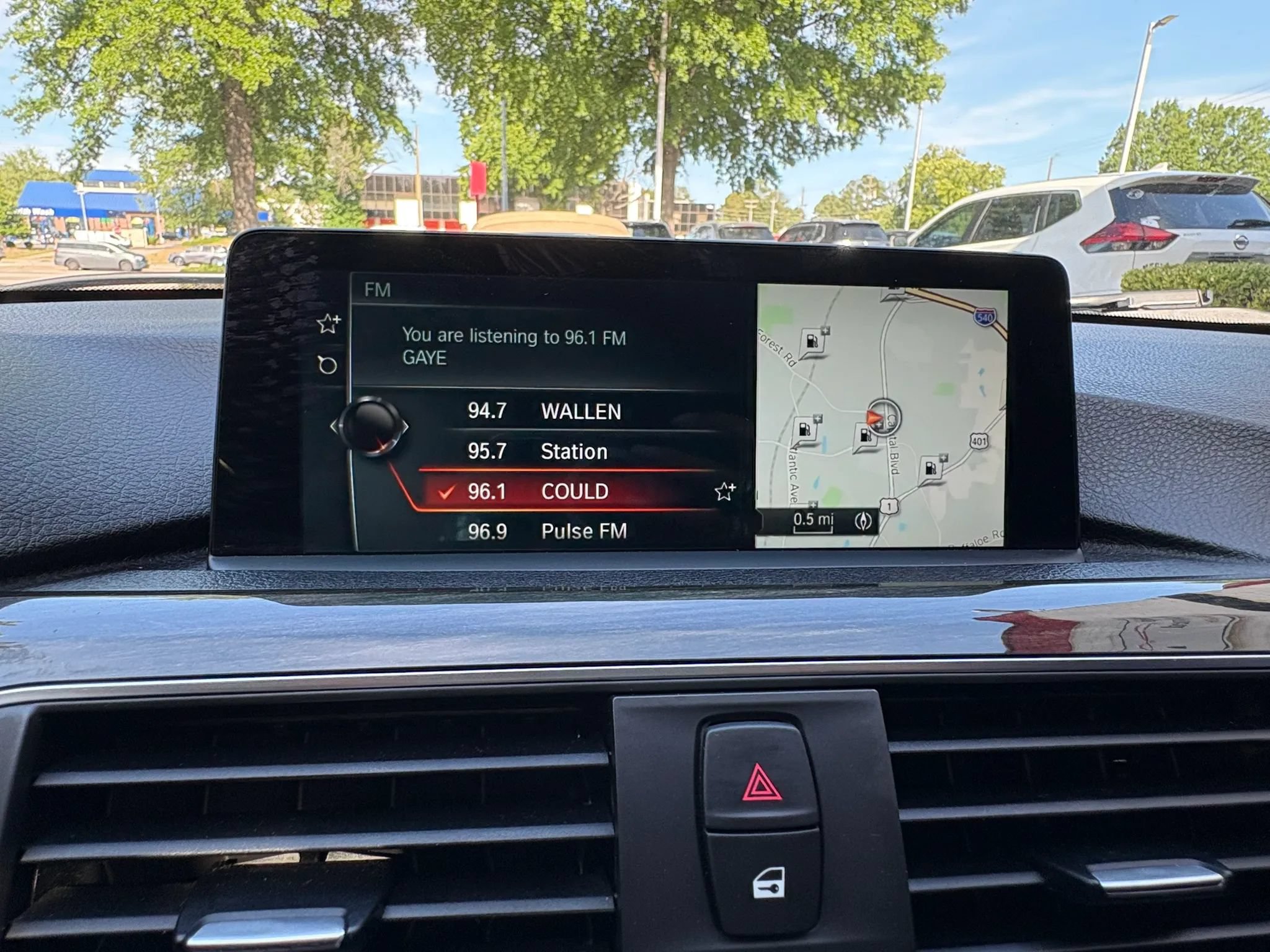 Used 2017 BMW 330i xDrive Sedan AWD/4WD image 36