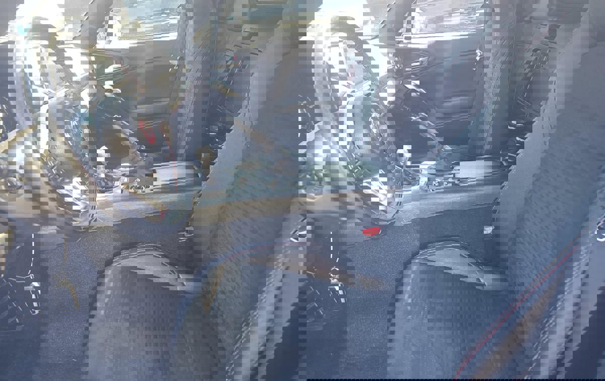 Used 2017 FIAT 124 Spider Abarth RWD image 7