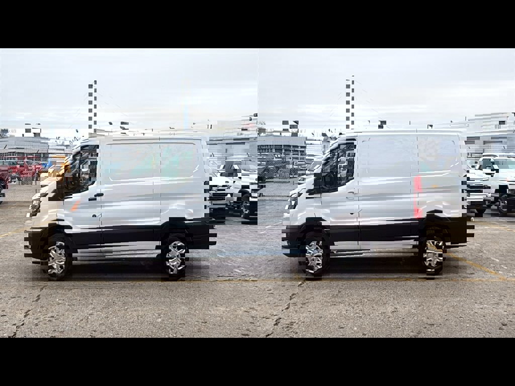 Used 2024 Ford Transit 250 Low Roof w/ Exterior Upgrade Package image 3