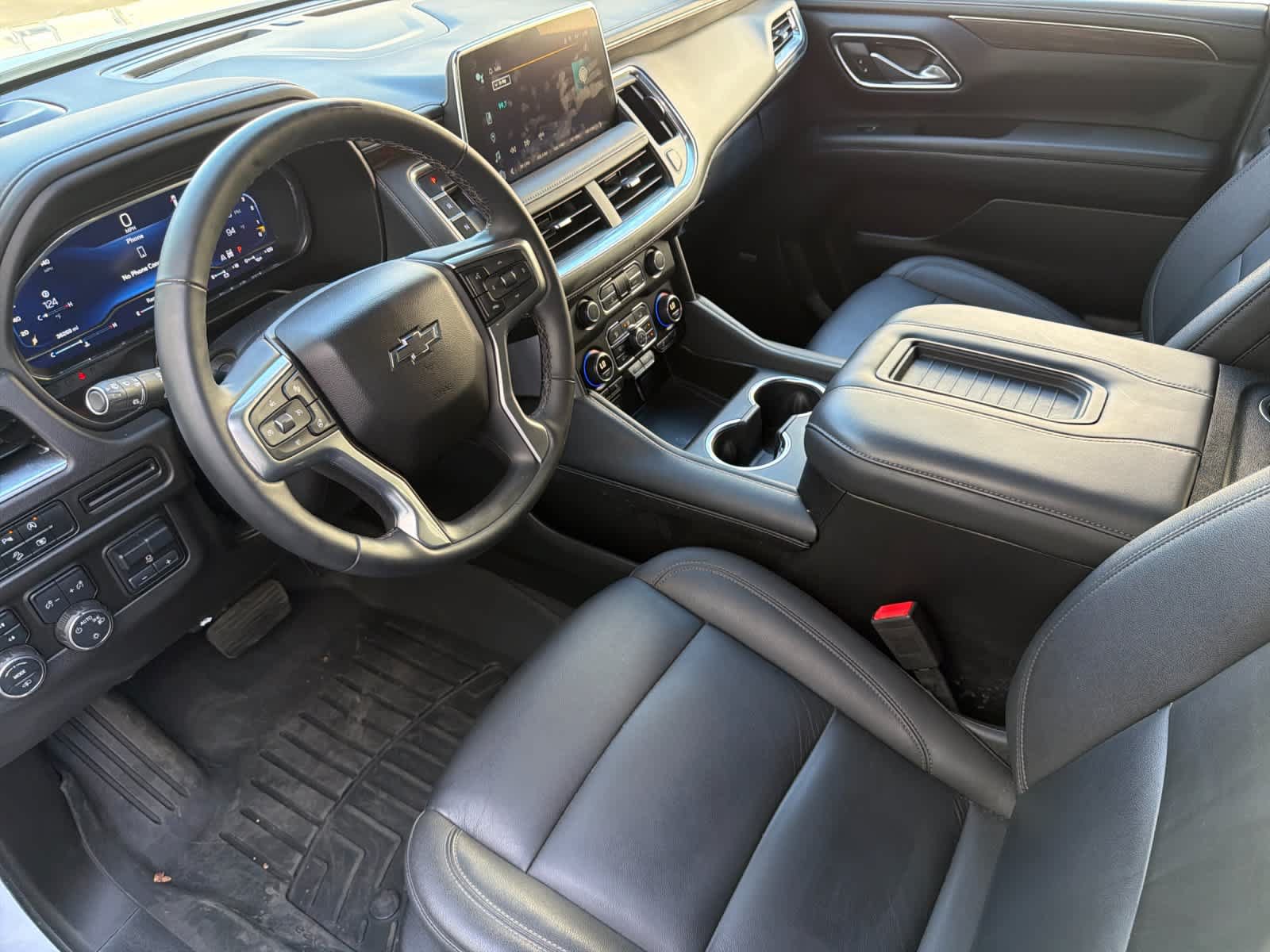 Used 2023 Chevrolet Tahoe Z71 w/ Z71 Off-Road Package AWD/4WD image 11