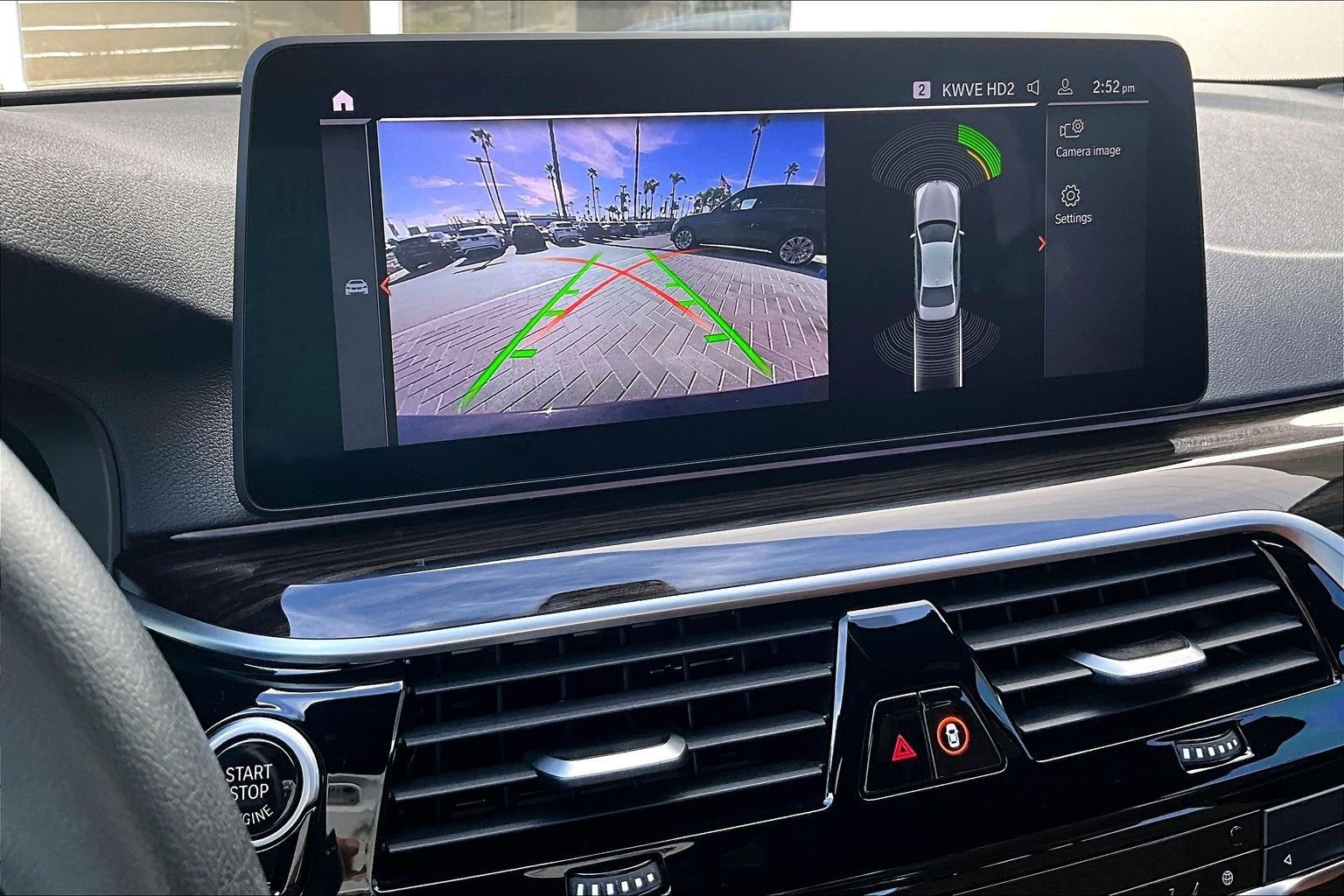 Used 2023 BMW 530i w/ Convenience Package image 21