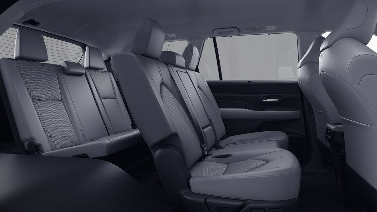 New 2026 Toyota Grand Highlander FWD image 21